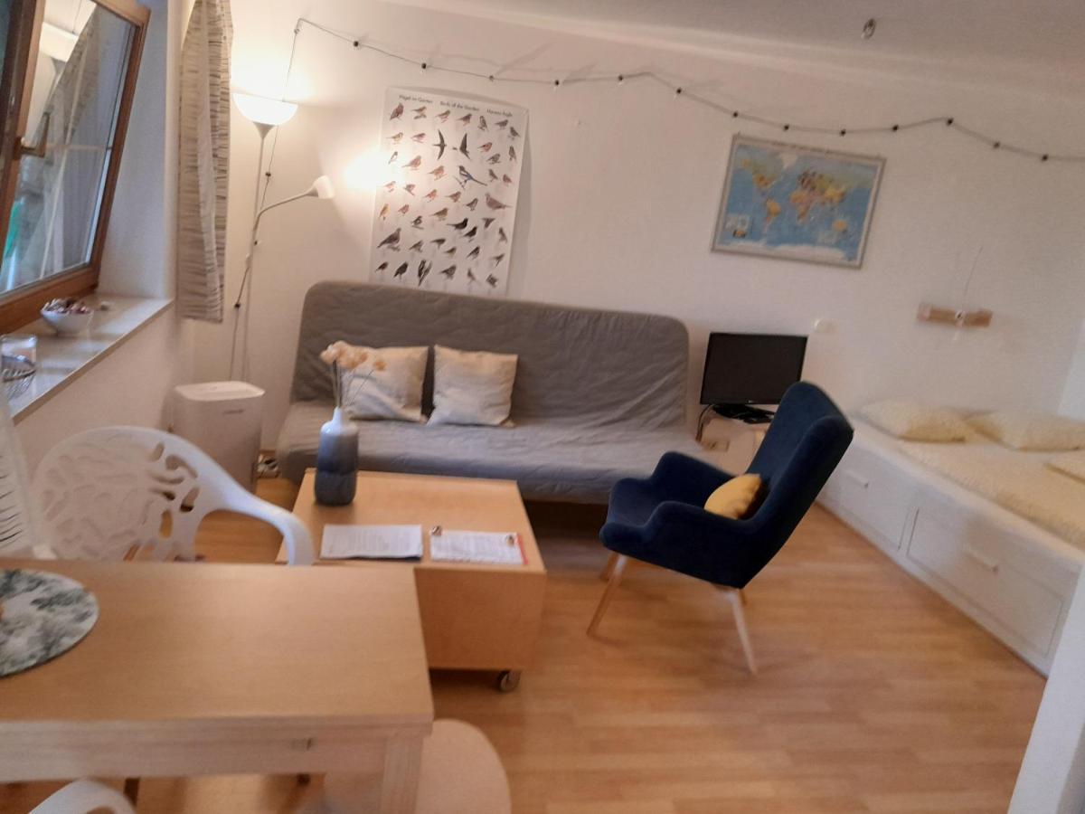 Apartment Mit Kueche Und Balkon Oder Terrasse, Ruhig Und Gut Erreichbar Piding Esterno foto