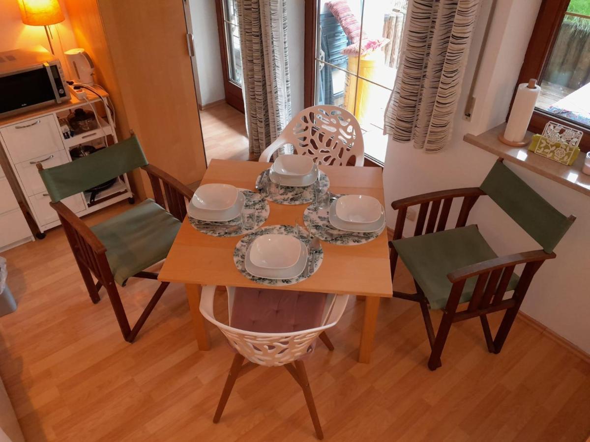 Apartment Mit Kueche Und Balkon Oder Terrasse, Ruhig Und Gut Erreichbar Piding Esterno foto